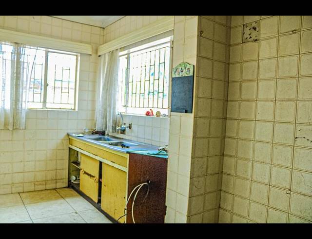 3 BEDROOM HOUSE FOR SALE IN CRESSLAWN